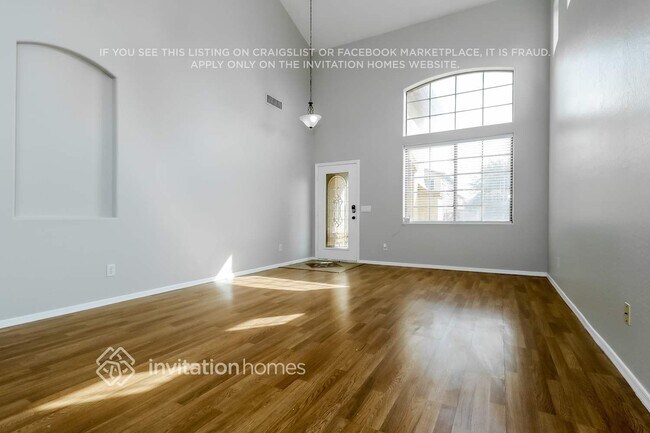 Foto del edificio - 8806 W Gardenia Ave