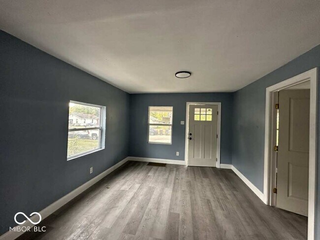 Foto del edificio - 2729 Columbia Ave