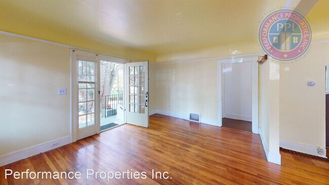 Building Photo - 3 br, 2 bath House - 14 NE 53rd Avenue