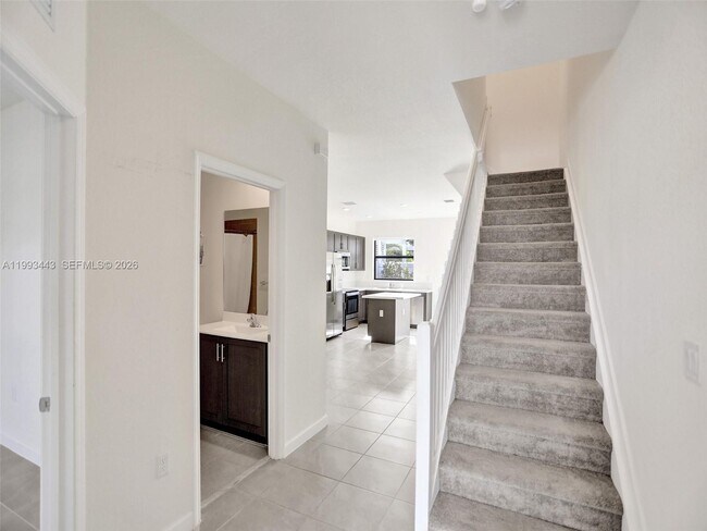 Foto del edificio - 3436 W 111th Pl