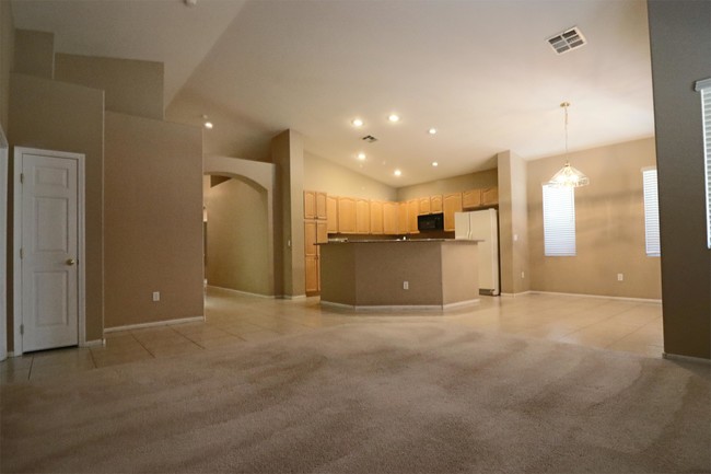 Building Photo - 6992 Point Cabrillo Ct