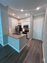Building Photo - 5353 Memorial Dr