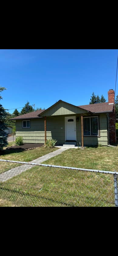 Primary Photo - 679 SW Douglas St