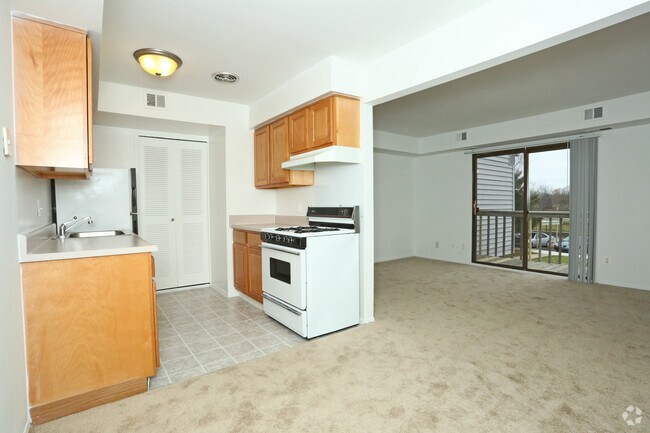 Una habitación - Cocina y comedor - Fairway Club Apartments