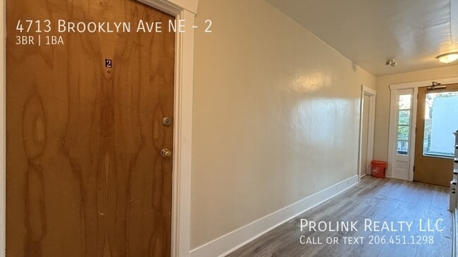 Building Photo - 4713 Brooklyn Ave NE