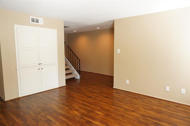 Building Photo - 14911 Wunderlich Dr