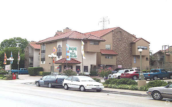 Foto del edificio - Regal Villas