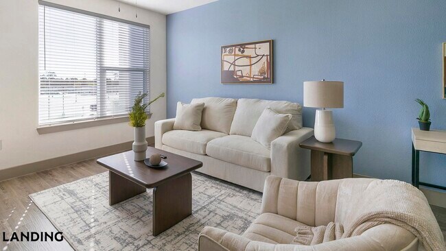 Building Photo - 300 Enclave Dr