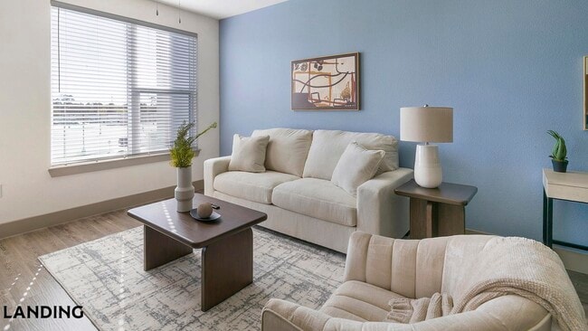 Building Photo - 300 Enclave Dr