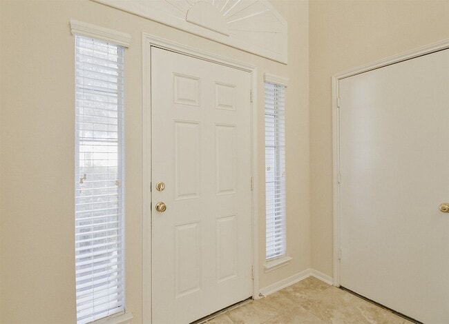 Building Photo - 6614 Halcyon Days Dr