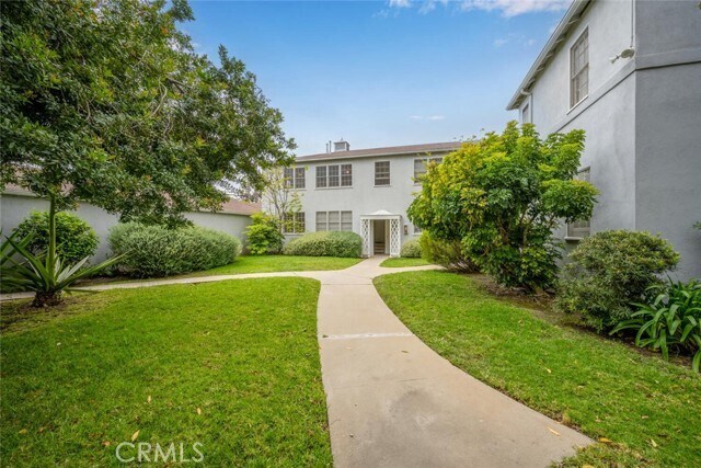 Foto principal - 812 E Carson St