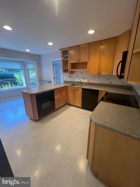 Building Photo - 11 Hearthstone Ct