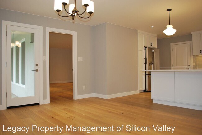 Foto del edificio - 4 br, 2 bath House - 1367 Bobolink Circle,