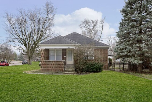 Photo - 5159 E 16th St House