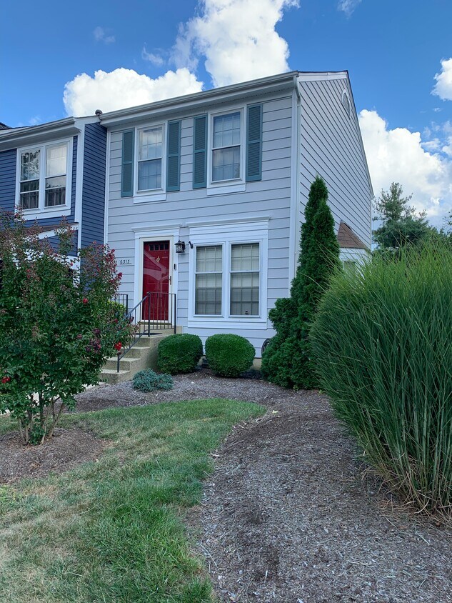 Primary Photo - 6313 Chimney Wood Ct