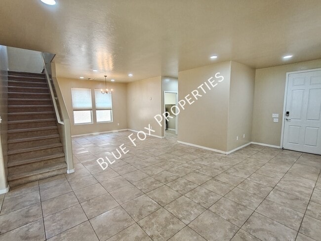 Foto del edificio - 5874 N Dartwhite Dr