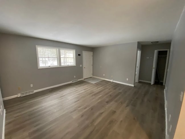 Foto del edificio - 2 Country Acres Ln