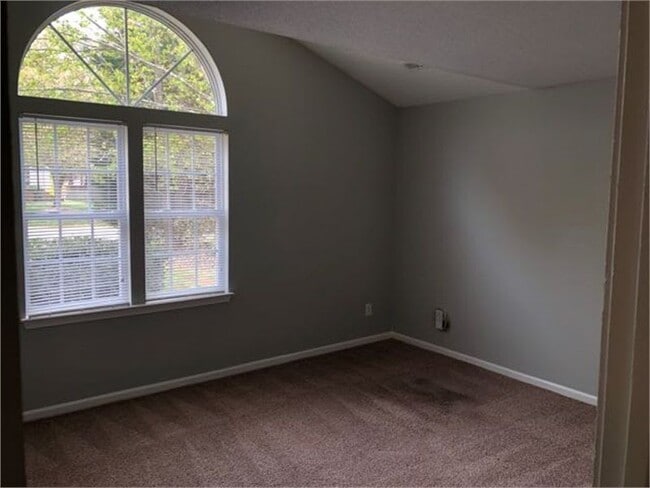 Building Photo - 6345 Goldenfield Dr