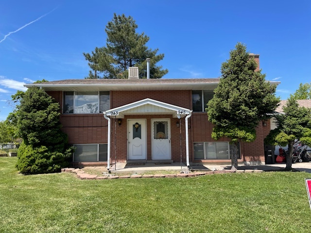 Building Photo - 943 S Artistic Cir