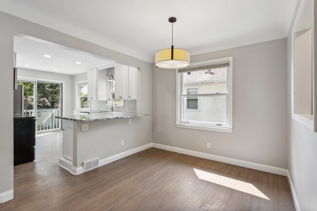 Foto del edificio - 6133 11th Ave S
