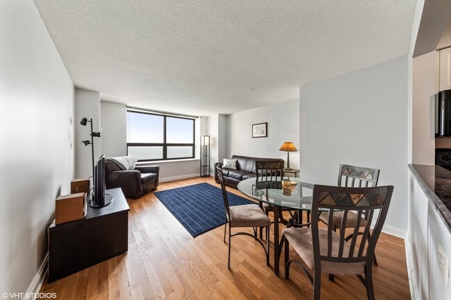 Building Photo - 474 N Lake Shore Dr