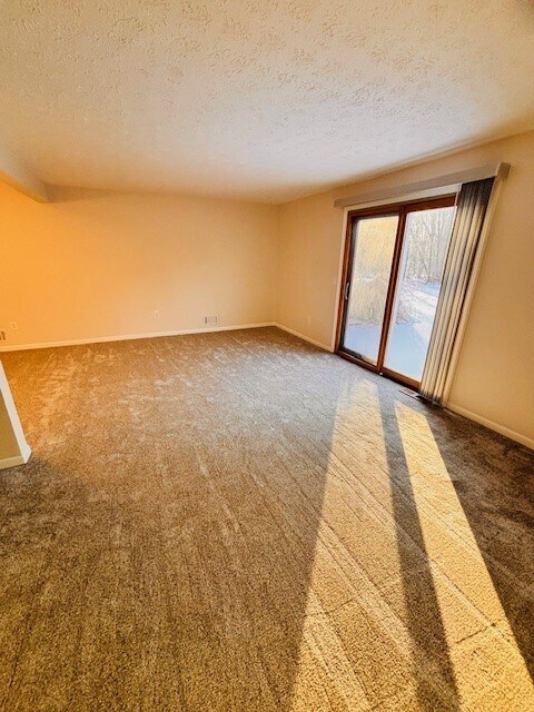 Sala de estar - 25 Willowick Dr