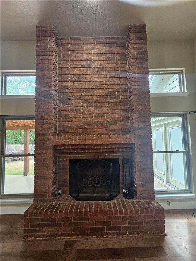 Foto del edificio - 2309 NE Turtle Creek Dr