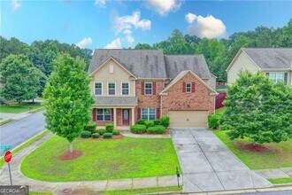 Building Photo - 4228 Woods Creek Ln