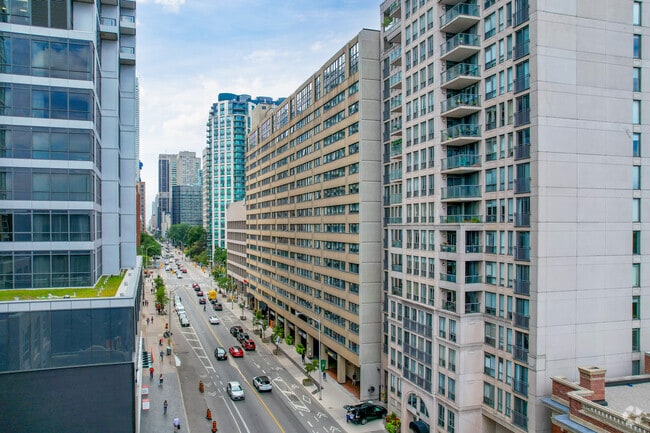 Building Photo - The Three Sixty