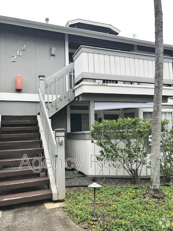 Building Photo - 99-262 Mananai Pl