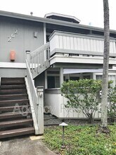 Building Photo - 99-262 Mananai Pl