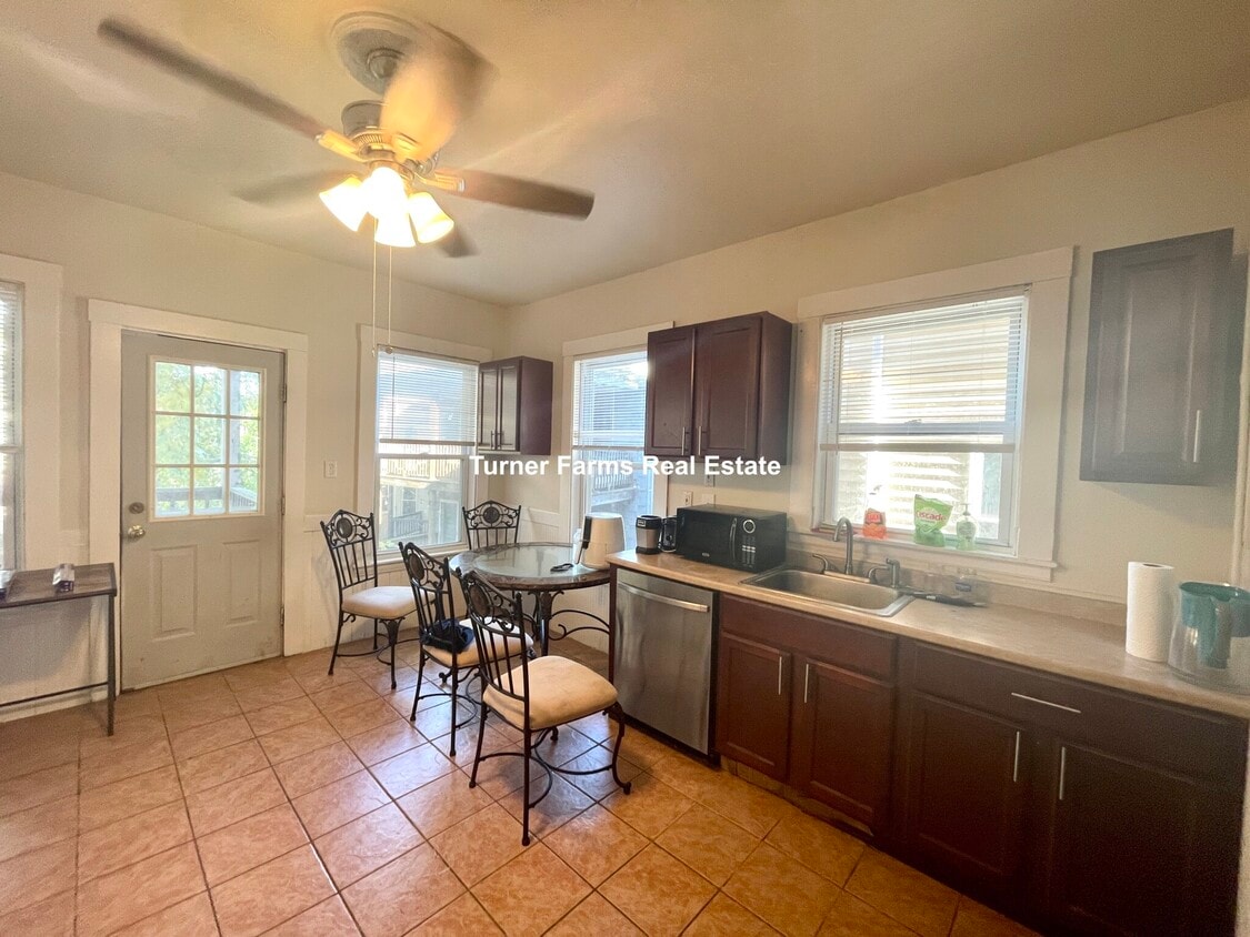 Foto principal - 89 Hillside St