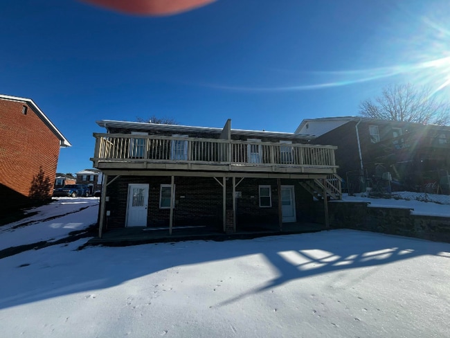 Building Photo - 220 S Keeneland Dr