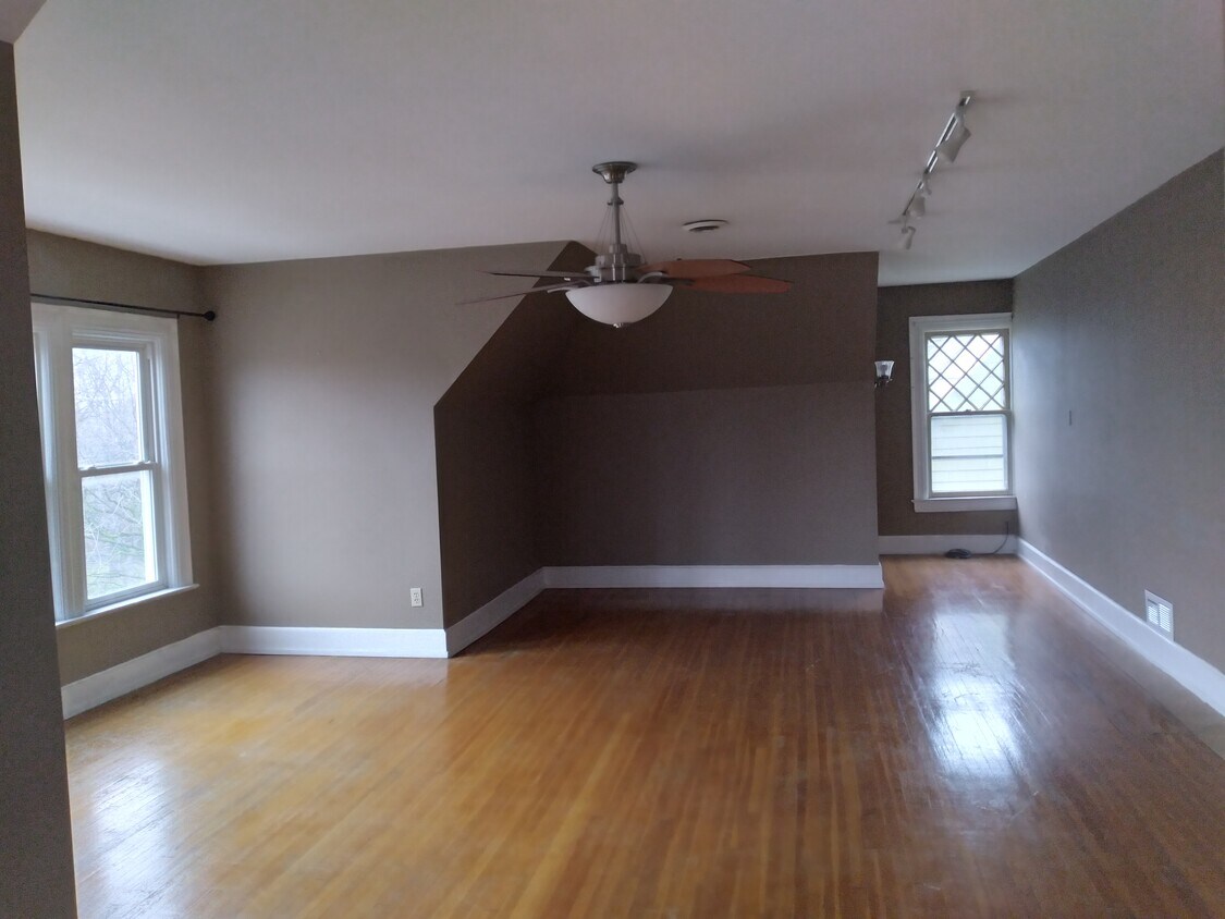 528 Richmond Ave Unit 3, Buffalo, NY 14222 528 Richmond Ave Buffalo