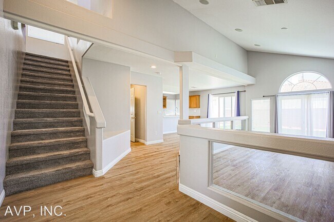 Building Photo - 3 br, 2.5 bath House - 7564 Spindrift Tide...