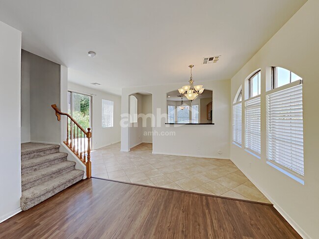 Foto del edificio - 4151 E Trigger Way