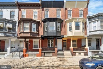 Building Photo - 1824 N 28th St