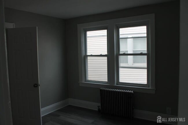 Building Photo - 67 Edgar St