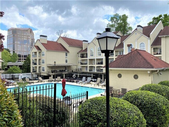 Foto del edificio - 3655 Habersham Rd NE