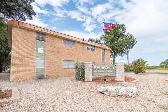 Building Photo - Bella Vista Apartments