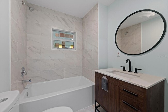 Building Photo - 2825 N Taliaferro Ave