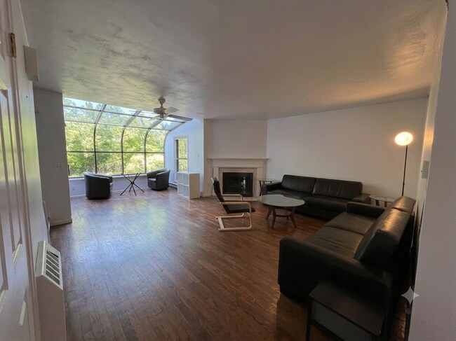 Foto del edificio - 103 Terrace View Dr