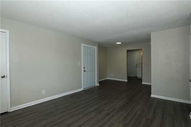 Foto del edificio - 2065 Alison Ct SW