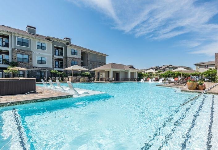 Foto principal - 3 bedroom in Houston TX 77094
