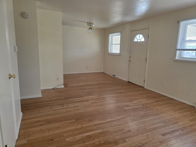 Building Photo - 406 N 23rd St