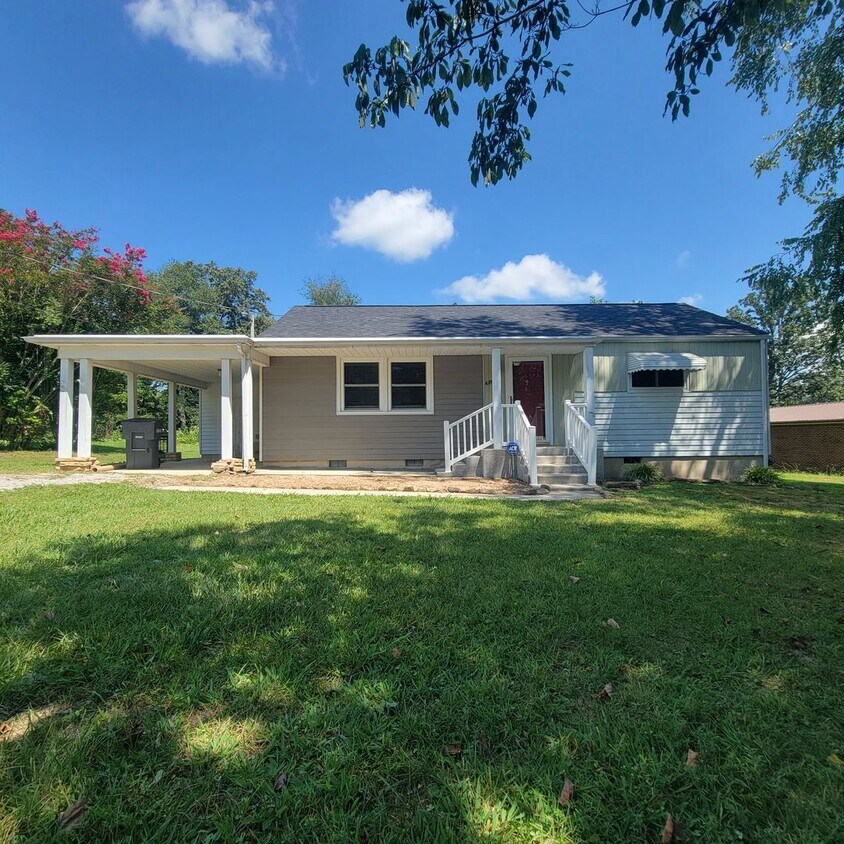 Foto principal - 2 Bed, 1 Bath House-Cookeville City Limits