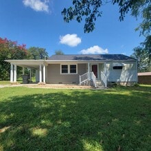 Building Photo - 626 E Jere Whitson Rd