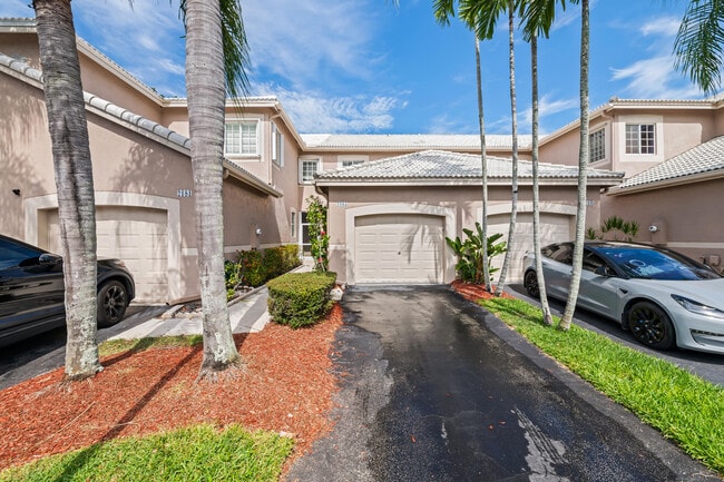 Building Photo - 2185 Salerno Cir