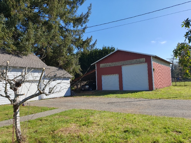 Foto del edificio - 1300 Morehead Rd