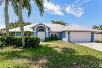 Building Photo - 13789 Geranium Pl